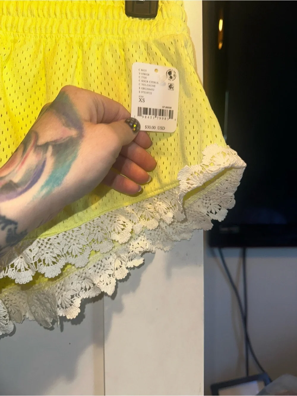 NWT FREE PEOPLE Movement  Tip Off Shorts With Lace Trim - Sour Citrus $38MSRP